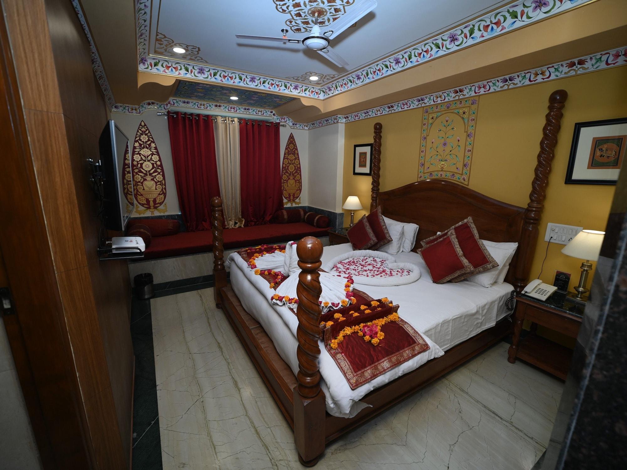 Hotel Fort Chandragupt Jaipur Bagian luar foto