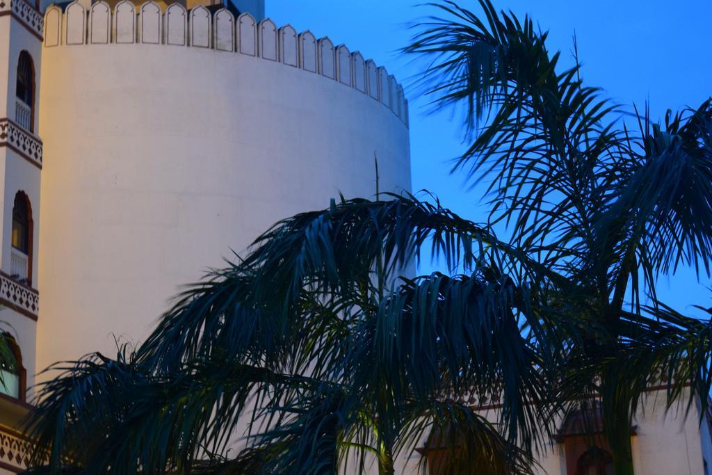 Hotel Fort Chandragupt Jaipur Bagian luar foto